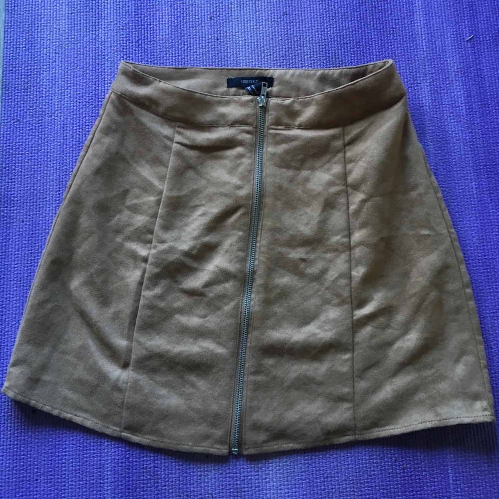 Tight suede pencil skirt